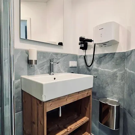 Lifestyle I Business I Netzwerken I Fitness - Einzelzimmer